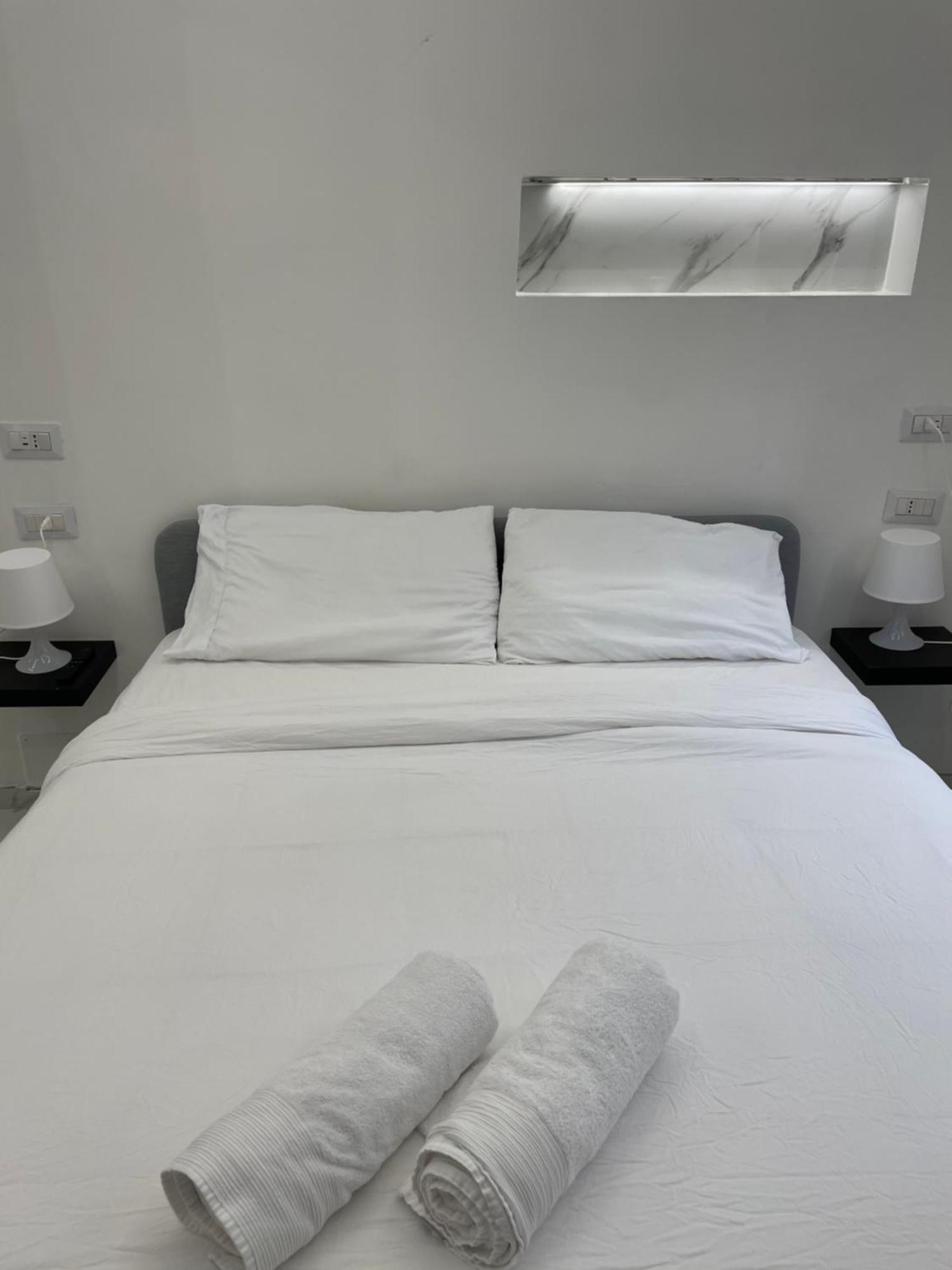 Luxury 6 Al Duomo Di Parma Apartment Exterior photo